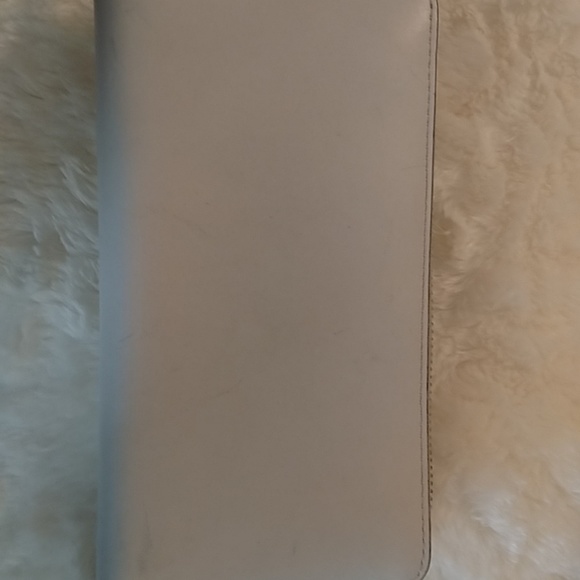 Kate Spade Wallet - Picture 3 of 4